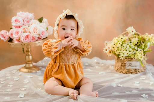 驻马店宝宝吐舌头怎么回事